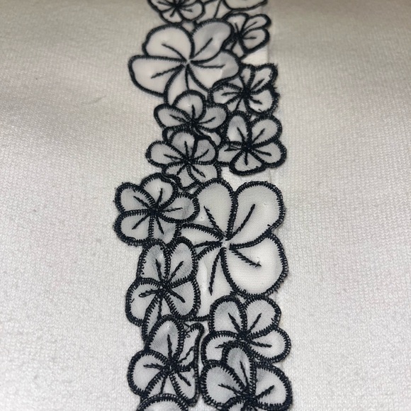 Talbots White Top with Black Floral Design - Picture 3 of 4